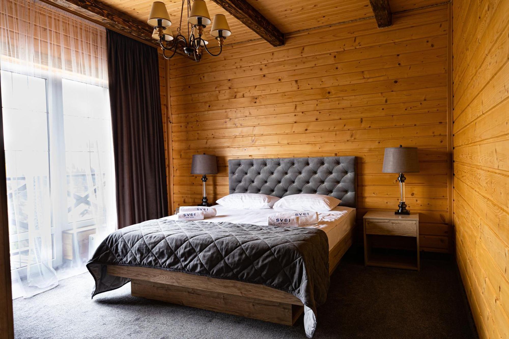Svoi Hotel Palyanytsya Dış mekan fotoğraf